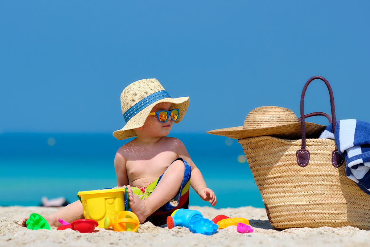 What’s in My Baby Beach Bag? 7 Things You NEED To Have on Hand