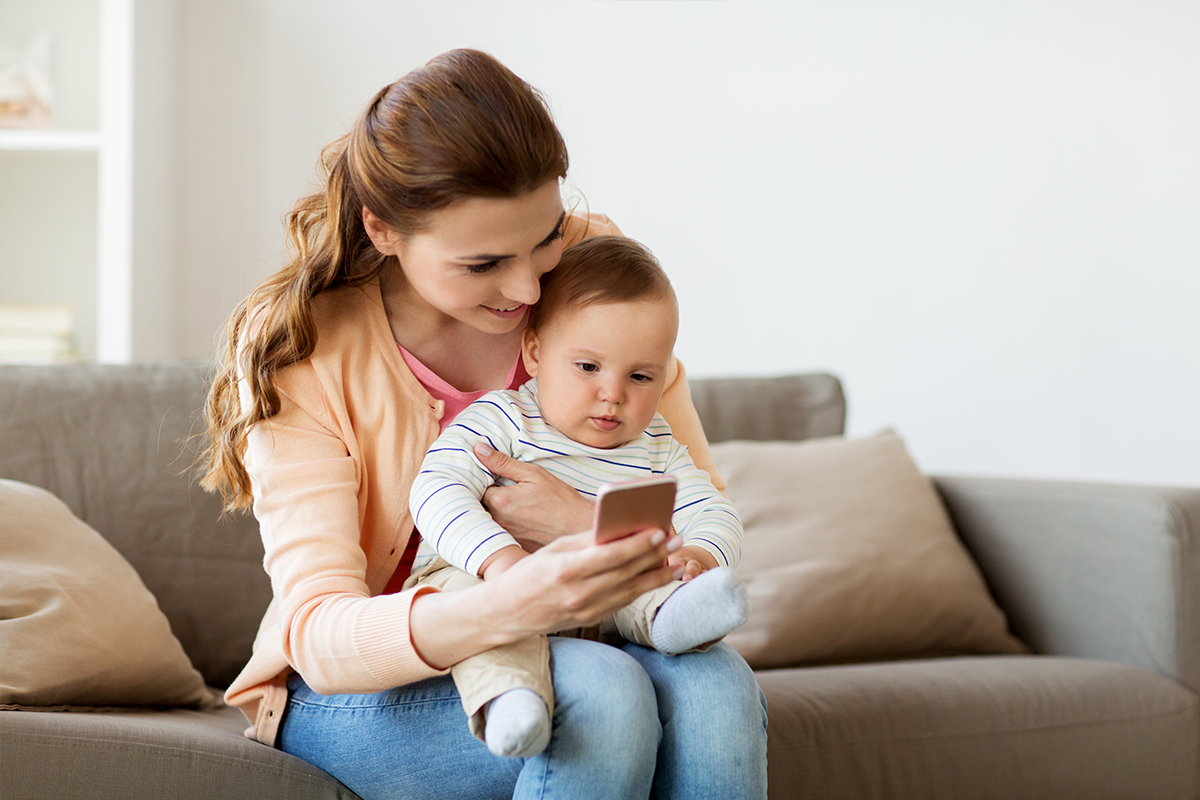 6 Apps That Can Lend New Parents a Helping Hand